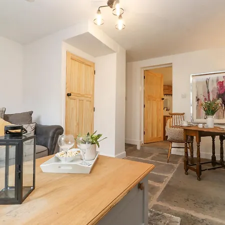 The Wonky Burrow Apartment