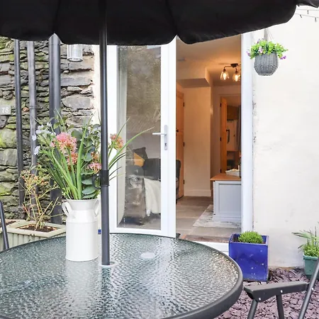 The Wonky Burrow Bowness-on-Windermere