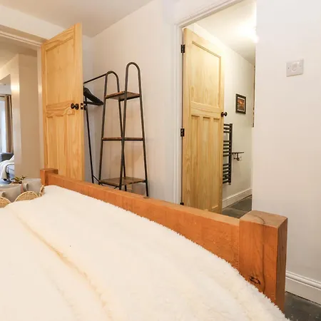 The Wonky Burrow Bowness-on-Windermere