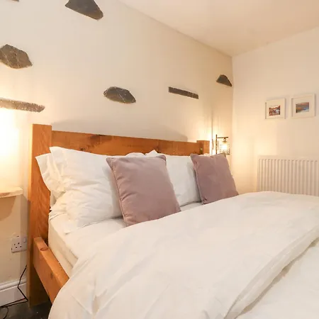 The Wonky Burrow Apartament Bowness-on-Windermere